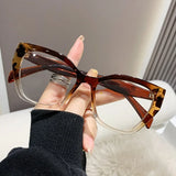 2024 New Cat's Eye Plain Glasses Frame Women's Fashion PC Eyewear Frame Flat Glasses Luxury Anti Blue Light Optical Glasses