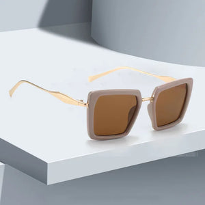 Vintage Sunglasses for Women Green Golden Fashionable Square Glasses High-end Feel Deep Green Lenses for Women Glasses