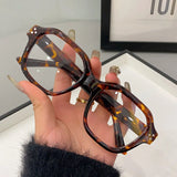 Retro Anti Blue Light Computer Glasses Frame Women Oversized Men Trendy Fashionable Stylish Eyeglasses Classic Korean Spectacles