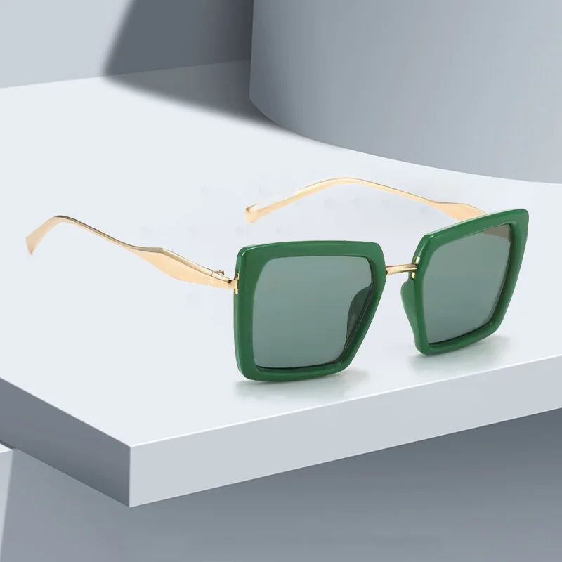 Vintage Sunglasses for Women Green Golden Fashionable Square Glasses High-end Feel Deep Green Lenses for Women Glasses
